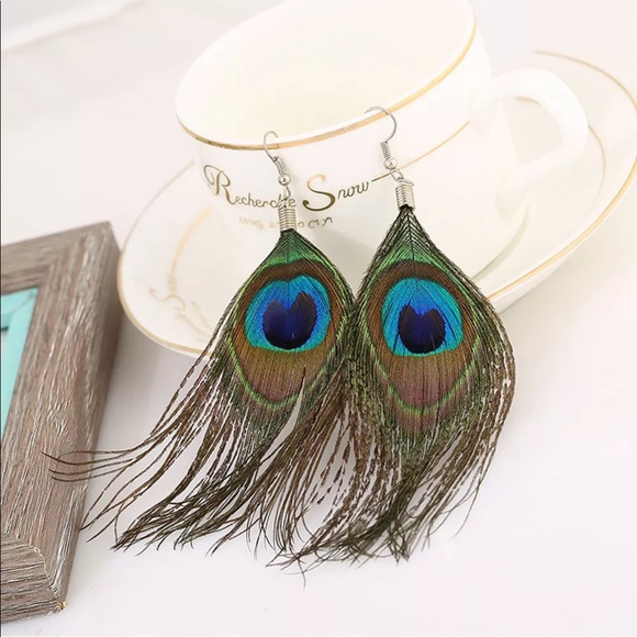 🦚LAST 1! Peacock Statement Earrings 🦚 - Picture 7 of 8